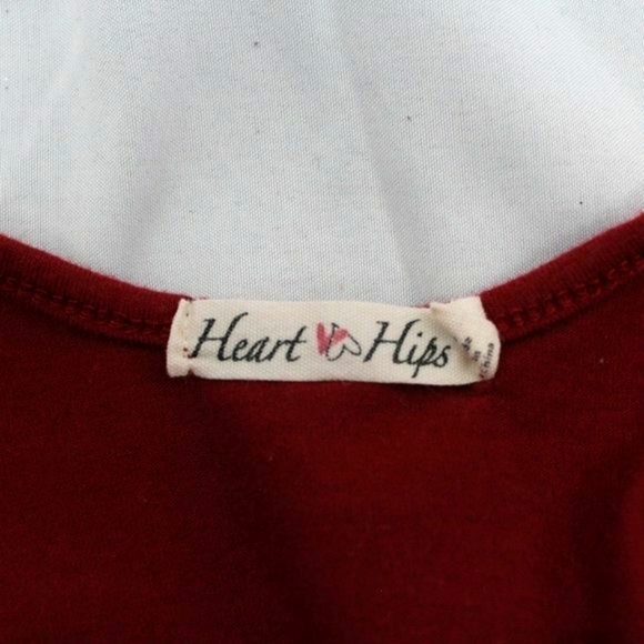 Heart Hips Red Dress Medium - Picture 5 of 6